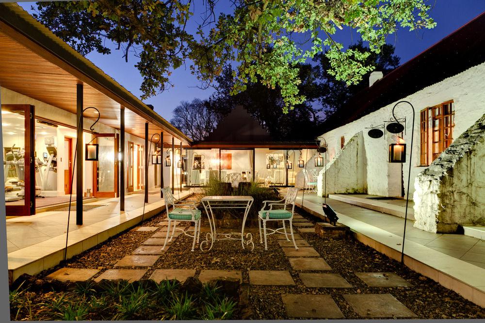Irene Country Lodge, Autograph Collection Centurion Dış mekan fotoğraf The courtyard of the house
