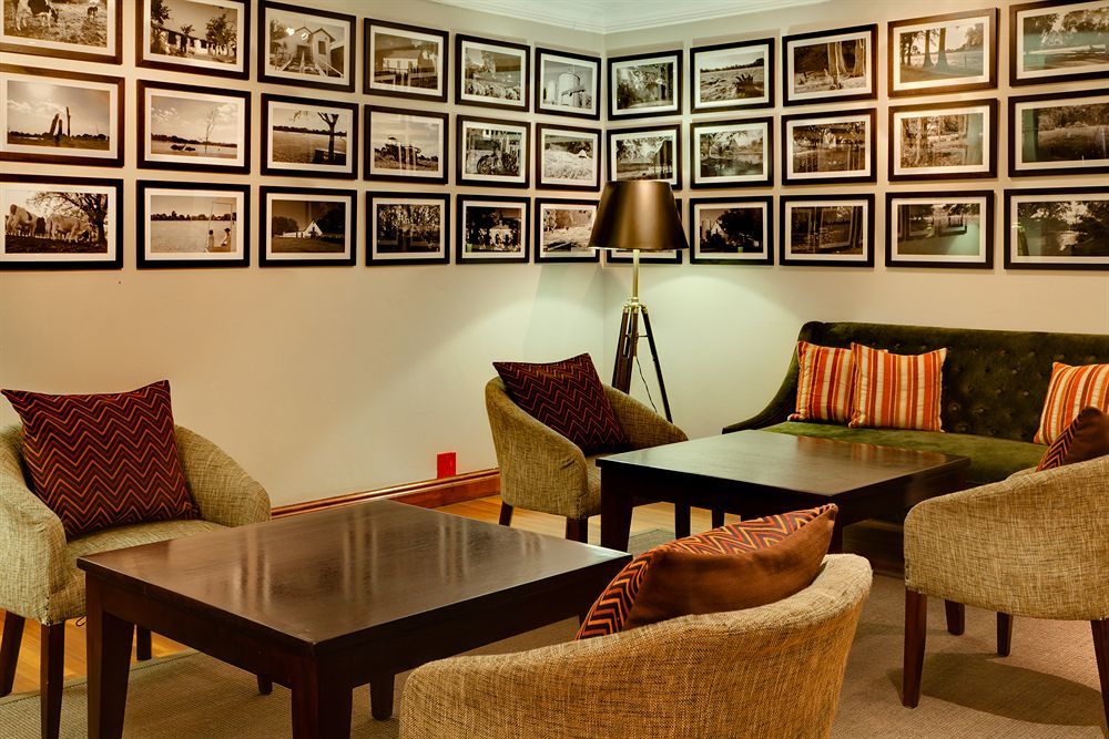 Irene Country Lodge, Autograph Collection Centurion Dış mekan fotoğraf The lounge at the airport