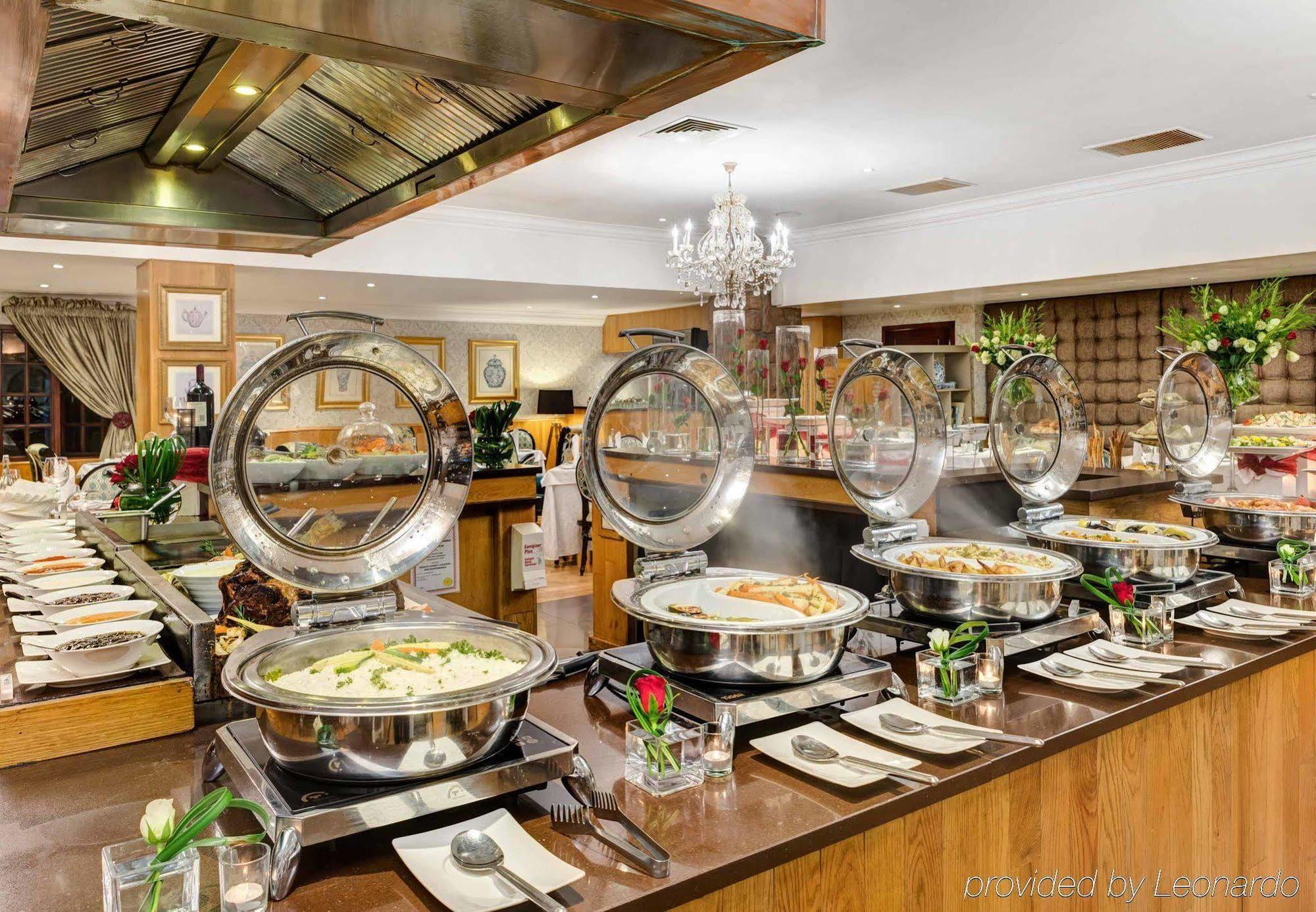 Irene Country Lodge, Autograph Collection Centurion Dış mekan fotoğraf A buffet at a hotel